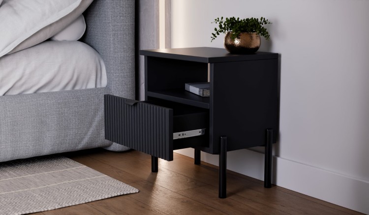 SZAFKA NOCNA Z SZUFLADĄ_ARANŻACJA_2 (4).jpg